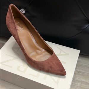 Naturalizer Women's Suede Pointed Toe Pump in Rust